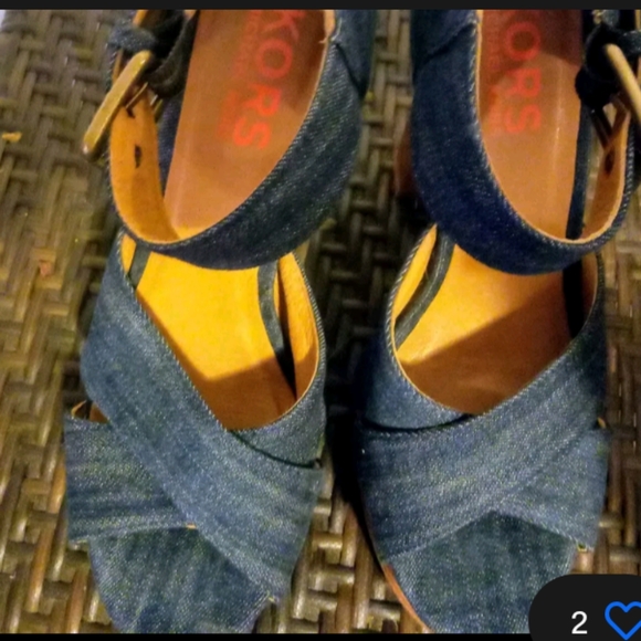 Michael Kors denim heels - Picture 3 of 9